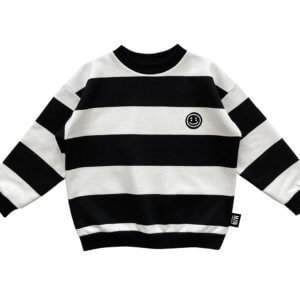 unisex collar sweater front