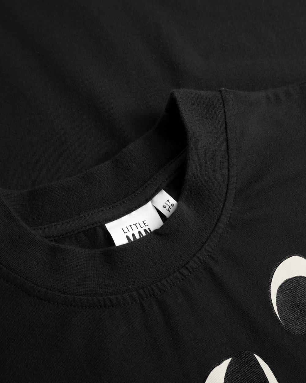 LOOK EVERYWHERE Longsleeve