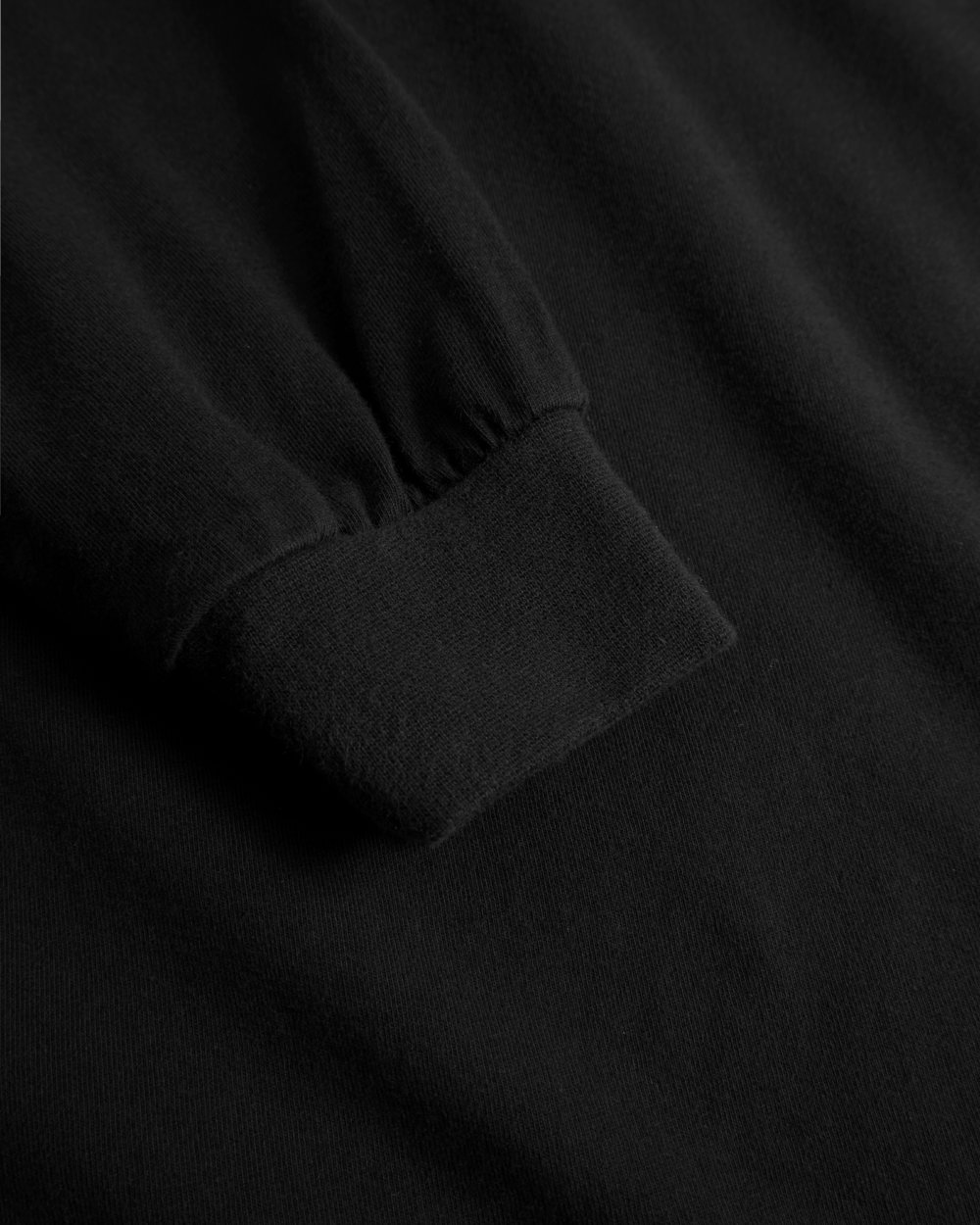 LOOK EVERYWHERE Longsleeve